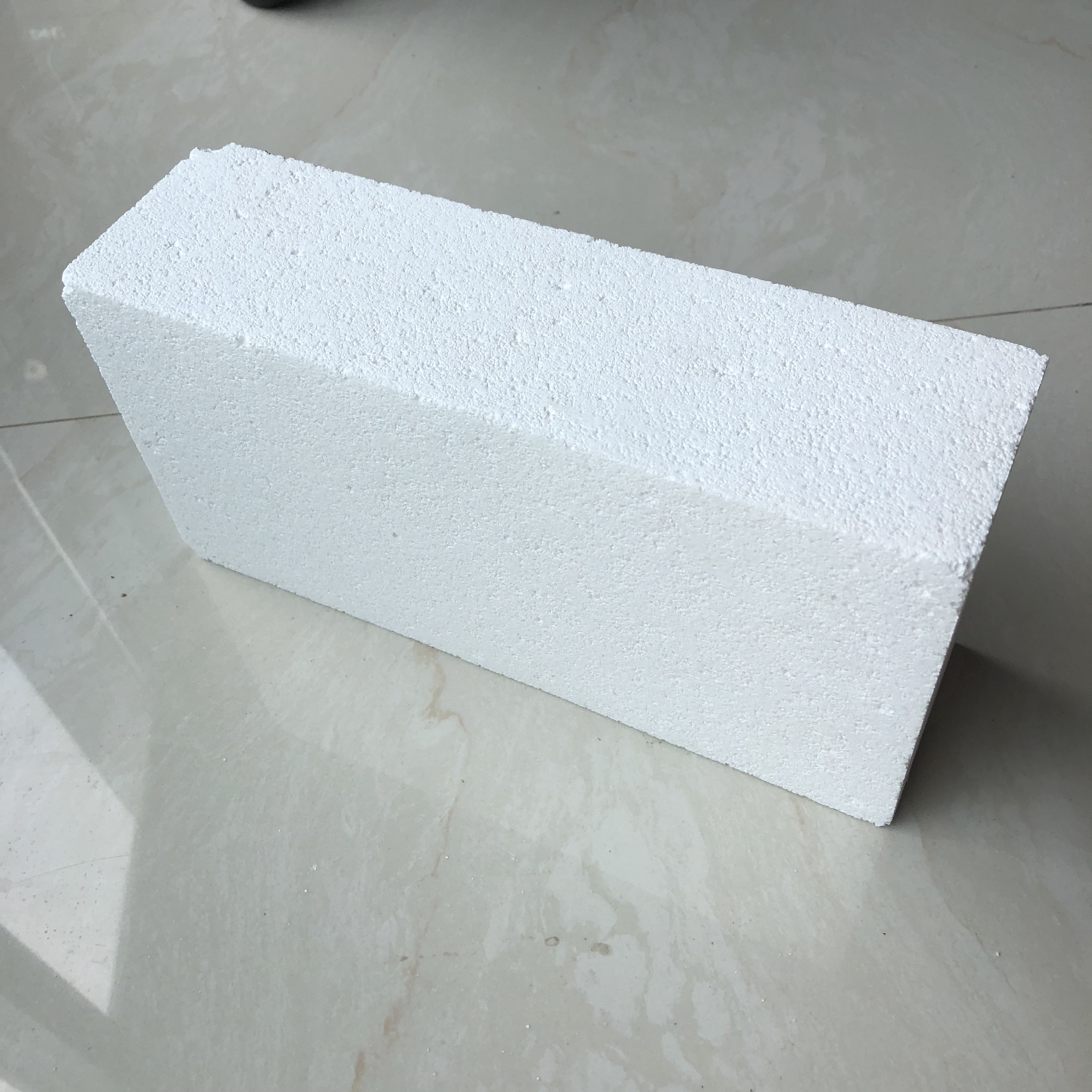 Cheap High temperature refractory alumina hollow ball bricks made in China for sale