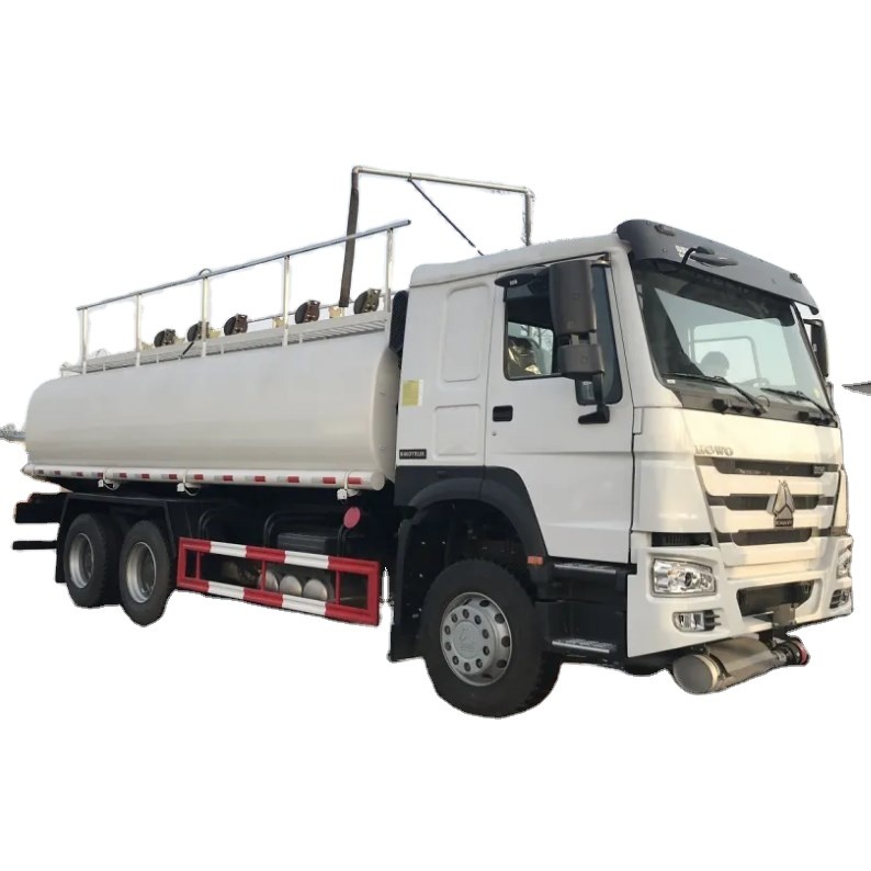 Cheap SINOTRUK HOWO 6X4 fuel tank truck for sale for sale