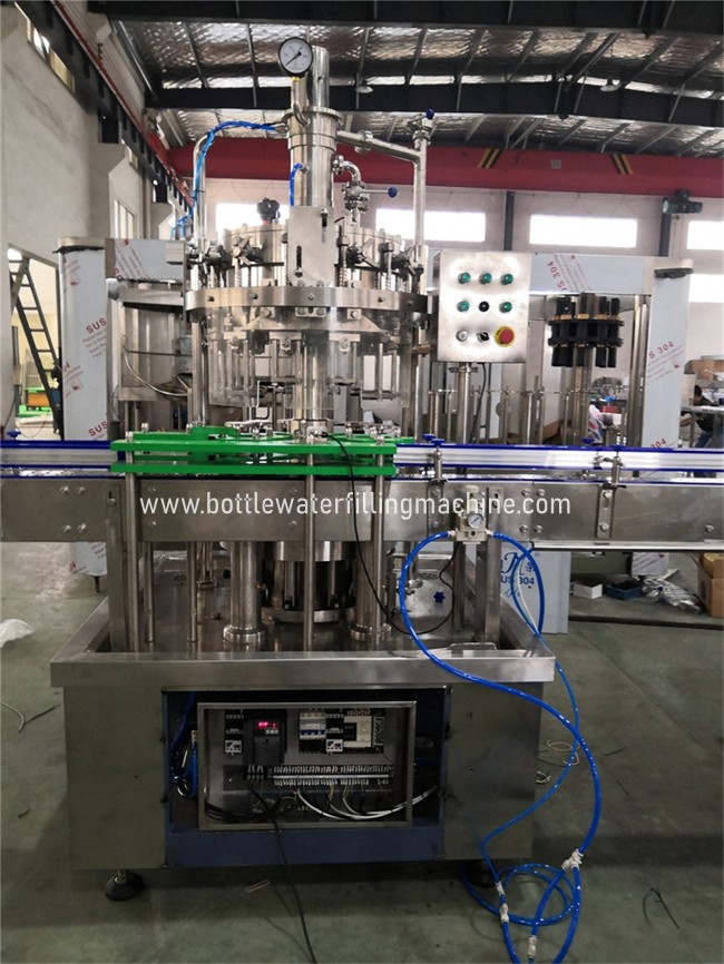 Cheap Isobaric Carbonated Drink Production Line , Carbonated Bottling Equipment Adjustable Speed for sale