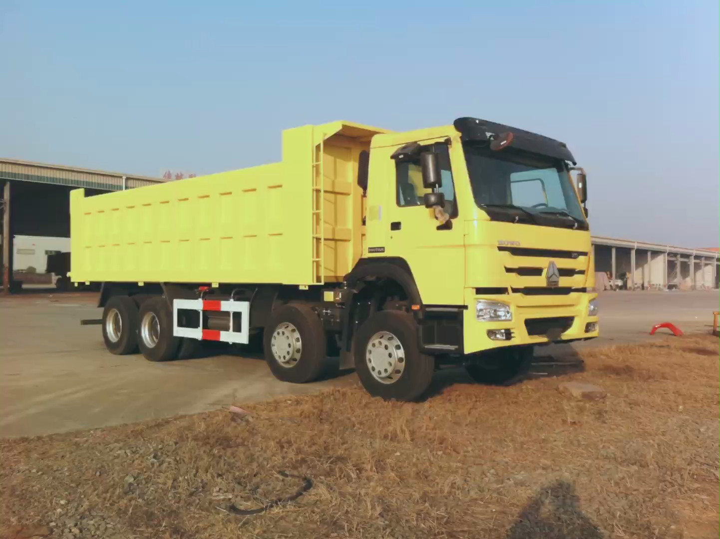 Cheap SINOTRUK HOWO 10 Wheel Mining Dump Truck Trailer for sale
