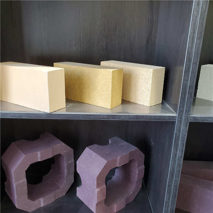 Cheap High Quantity Refractory Chrome Corundum Brick For Glass Furnace Lining With Faactory Price for sale