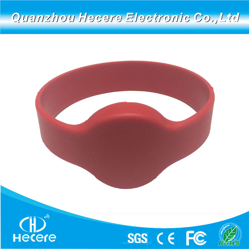 Cheap                  Reusable Waterproof Programmable 13.56MHz NFC RFID Silicone Wristband Price              for sale