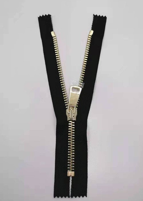 Cheap Gold Color Teeth Metal Zips For Bags / Heavy Duty Metal Zippers for sale