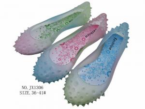 Cheap fashion colourful pvc slippers crystal pvc jelly footwear for women straw mat spa slippers for sale