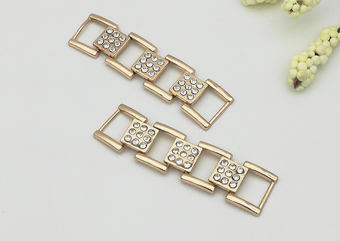 ABLE Shoe Accessories Chains 58*15MM Shinny Beautiful Easy To Assemble for sale