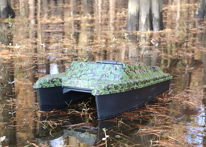 Cheap Camouflage carp fishing bait boats , radio controlled bait boat DEVC-308 for sale