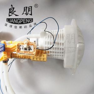 OEM:2514700090 Suitable for GL450 ML350 R350 R500 ML500 W164 ML63 fuel filter