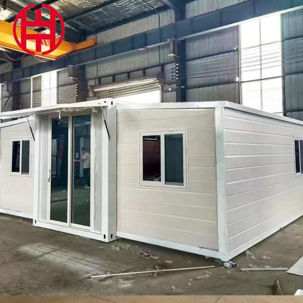 Quality Metal House Expandable Container Home With Kitchen Cabinet For Space-saving Solution wholesale