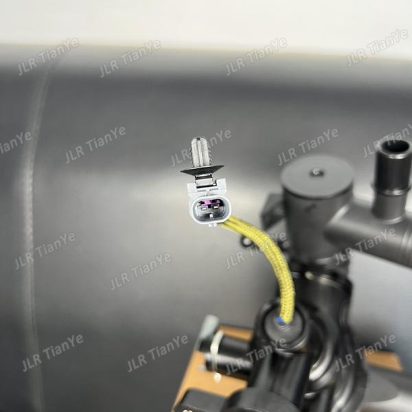 LR106640 LR140116 LR093328 JDE40748 JDE39956 JDE39011 Thermostat For Land Rover Jaguar 2.0 L538 Aj200