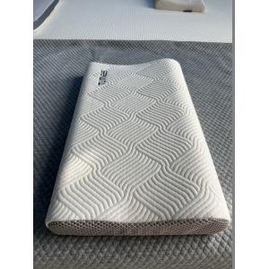 China Skin Friendly Contoured Memory Foam Pillow Moisture Absorbent Cervical Contour Pillow on sale