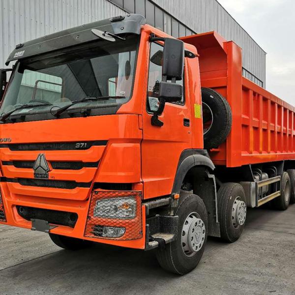SINOTRUK HOWO 8*4 12 Tires Cummins Engine Dump Truck For Mine To Tanzania