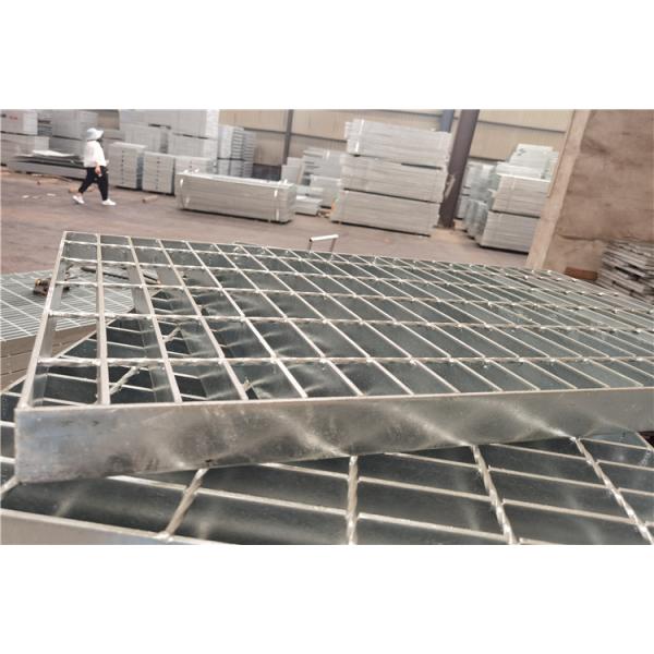 Rectangular Stainless Steel Bar Grating 25mm Height For Industrial Applications