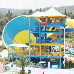 Attractive Large Tornado Water Slide Games Ashland / DSM Resin For Water Park