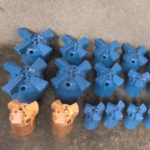 Chinese Factory Customized High Quality Type PDC Drag Bit For Coal Mine Water