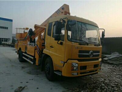 DONGFENG Hydraulic Platform Truck , Vehicle Mounted Work Platforms 360°Slewing Angle