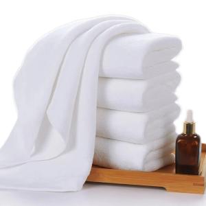 China Customer Logo 600 GSM 100% Cotton Square Towel for Quick Drying and Soft Touch on sale