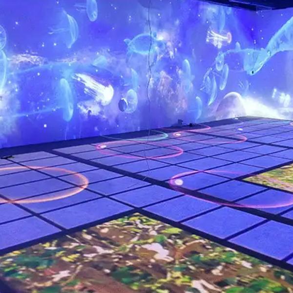 CE ROHS FCC SGS Approved Versatile LED Display Board for Versatile Advertising