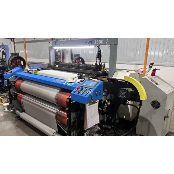 2.2KW Advanced Wire Mesh Weaving Machine Volume Production 1300D