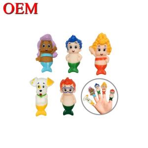 3D Plastic Figure Finger Puppet Toys OEM Hand Play Toy For Kid Custom Plastic