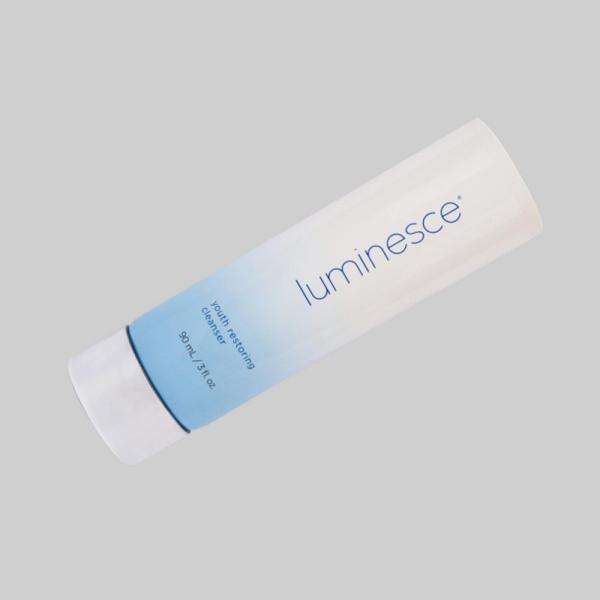 PE PCR Plastic Custom Cosmetic Tubes D40mm 70-180ml For Skin Care