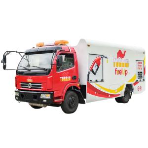 China Dongfeng Small 4000 Liters Diesel Tanker Truck With 4X2 Drive Wheel 6 Wheels on sale