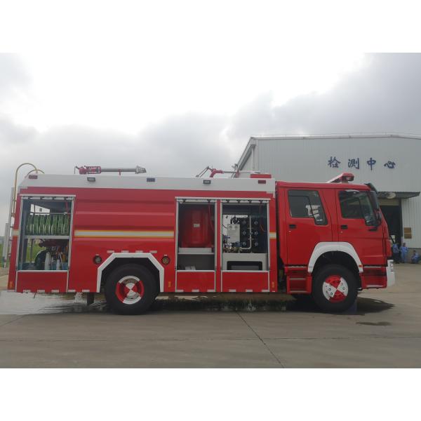 SINOTRUK 375HP Fire And Rescue Truck 10 Wheeled Water Foam Powder Multiple