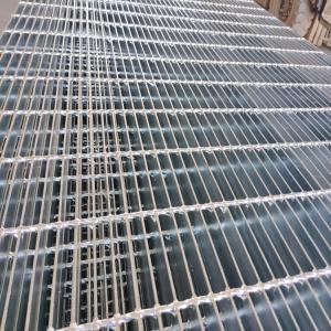 China Small Hole Industrial Steel Grating On Platform Of Wastewater Equipment on sale