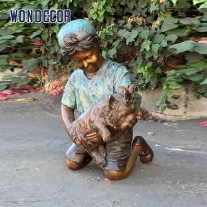Customized garden decoration, life-size bronze statue of a young man playing