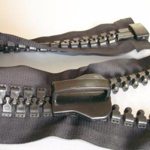 Cheap Lightweight High Durability Rust-Resistant Plastic Zipper for Apparel and Outdoor Gear for sale