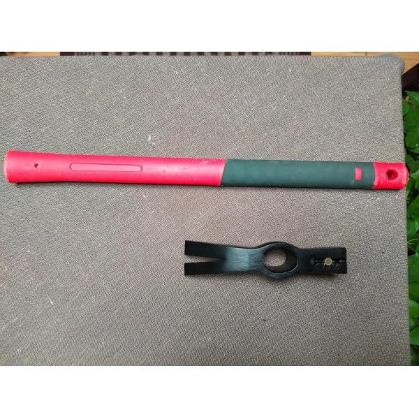 700g Italy Type Claw Hammer(XK0192)with powder coated surface and rubber handle