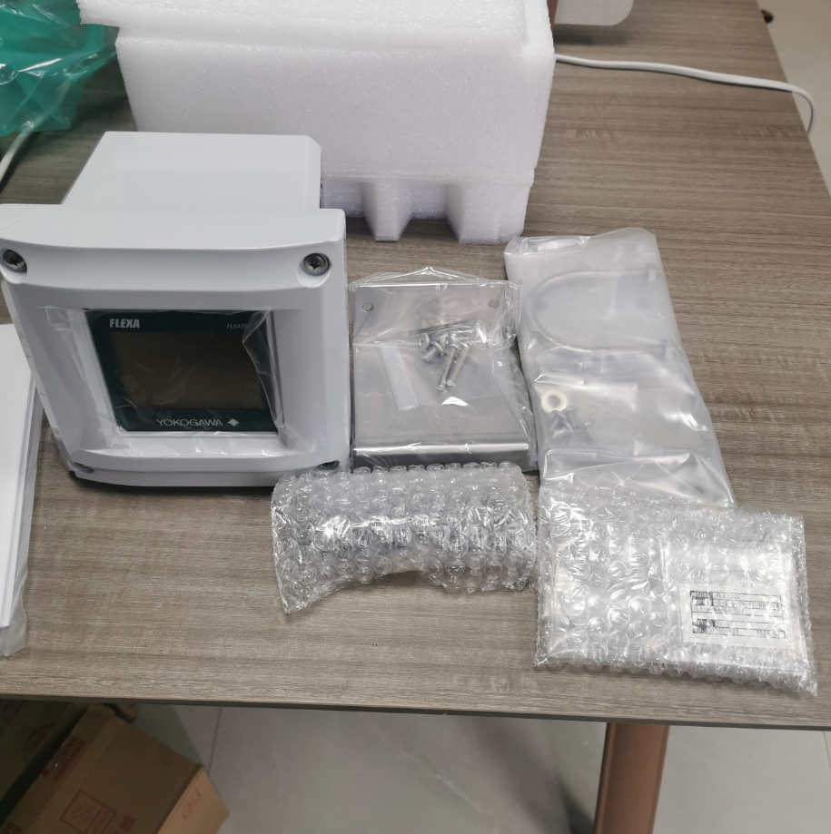 Cheap Yokogawa Multi Channel 4-Wire Analyzer with 165 x 165 x 168.5 mm Dimensions Max 3.0 kg Weight and 4-20 mA DC Output for sale