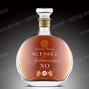 China Crystal White Flint Glass Brandy Bottle 700ml With Glass Cap on sale