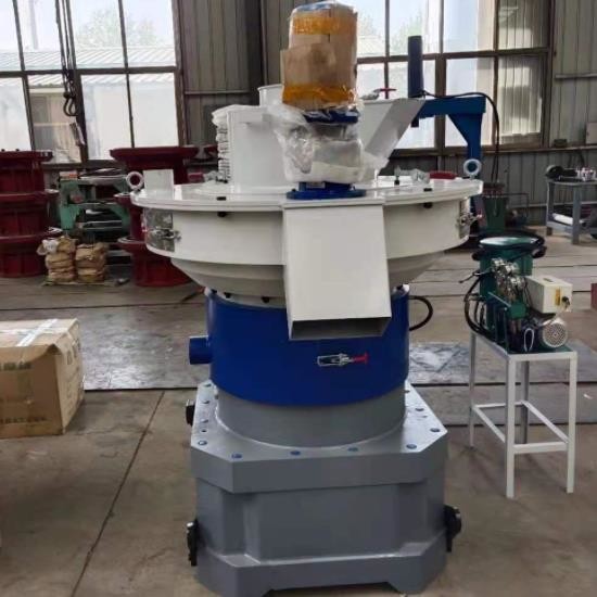 Quality Industrial Making Wood Pellets Machine 2600x1300x2300mm Pellet Mill Machine wholesale