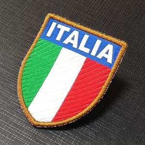 Factory Custom Shield Flag Embroidered Patch Customized Clothing Label Sew-on