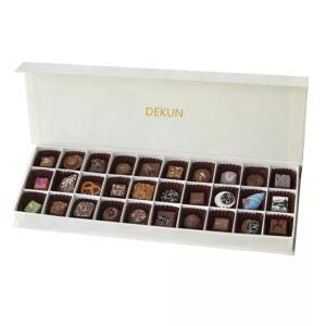 China Recyclable Flip Top Magnetic Christmas Chocolate Box with Paper Divider and Folders on sale