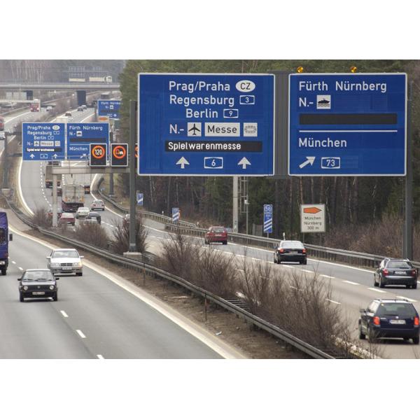 UV Proof P25 High Way LED Safety Signs Power Supply And Lightening Shock