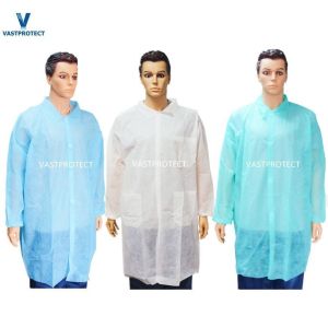 China Production 20000PCS/Day Nonwoven PP Disposable Visitor Lab Coat with OEM CE Approval on sale