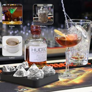 3D Skull Ice Cube Trays And 2 Diamond Shaped Ice Cube Moulds For Whisky