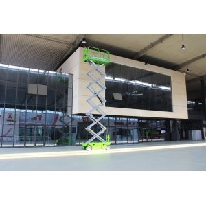 China SS0607EM Mobile Lift Platform  4m Aeial Working Platform 1.84m Length on sale