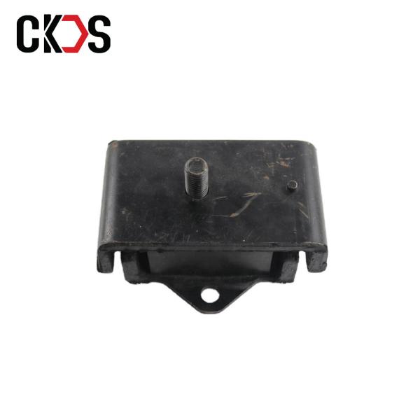 Quality MITSUBISHI FUSO ME031962 Engine Mounting Support Bracket Replacement Failure wholesale