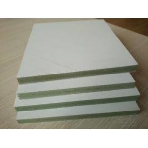 Cheap PMDI Glue Blue Moisture Resistant Particle Board , Formwork Particle Board Cover Sheets for sale