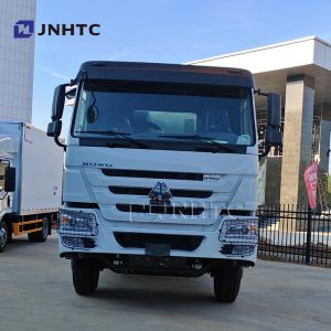 HOWO 4X2 340HP Intelligent Bitumen Spreader Asphalt Spraying Equipment Trucks