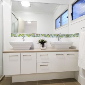 Matte Wall Mounted Bathroom Vanity White Plain Melamine Bathroom Cabinet With