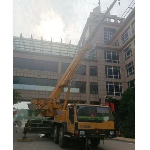 25ton Mobile Crane Truck-Mounted Telescopic Crane Lifting Equipment for Heavy