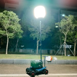 Battery Powered Glare Free Light Towers with Dust Absorption Function and 320W