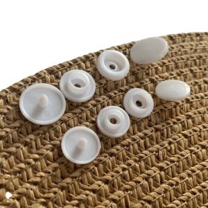 Cheap wholesale 4 parts lower price plastic snap fastener 10mm 12mm white plastic snap button for PVC bag for sale