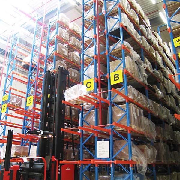 Customized Warehouse Pallet Rack With Capacity 500kgs-4000kgs/Shelf