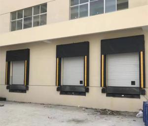 Foam Loading Dock Seal Creating A Tight Seal That Blocks Foul Weather,Insect And Dust