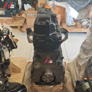 4TNV94 Liquid Cooled Engine Flexible Inline Four Cylinder Bare Metal