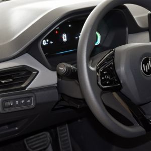 WM E.5 Sedan Electric Car EPS Steering and Driver's Side Sun Visor for Smooth